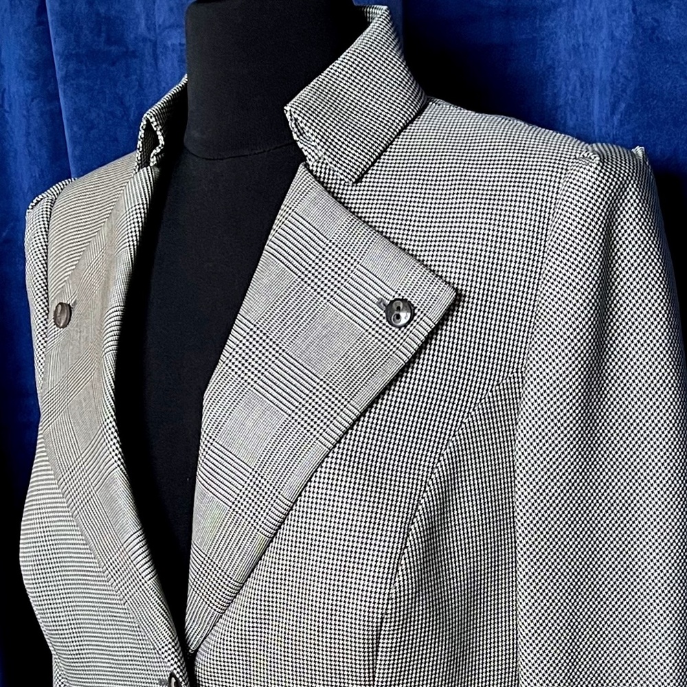 blazer by ESCADA (Free Shipping cont. USA) EUC